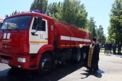 Xit61PT76o-800x600